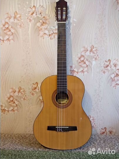 Гитара Hohner + чехол + подставка
