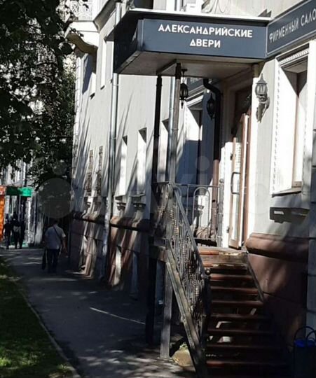 Торговая площадь, 52 м²