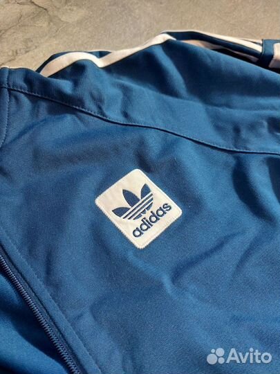 Спортивный костюм adidas