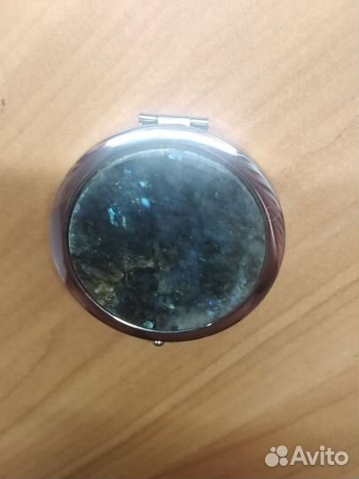 Зеркало карманное