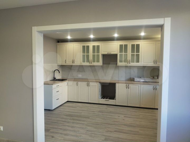 3-к. квартира, 84,1 м², 1/16 эт.