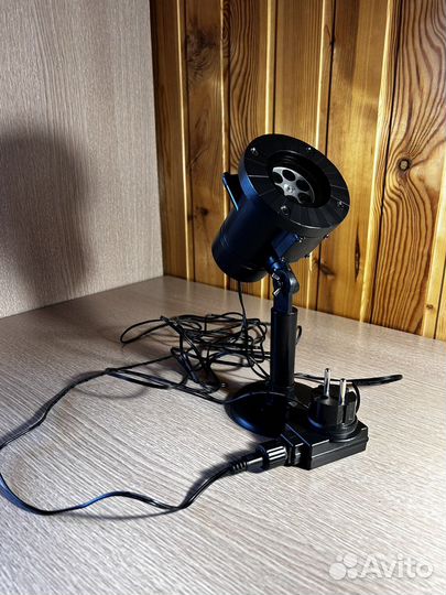 Проектор. Уличная лазерная подсветка