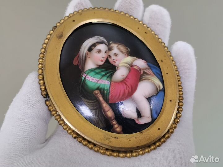 Икона Богородица Дева Мария 19 век живопись фарфор