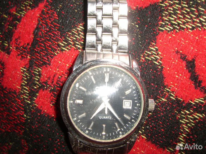 Часы кварцевые chale