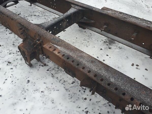 Рама volvo VNL в сборе