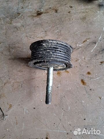 Ролик ремня на Porsche Cayenne