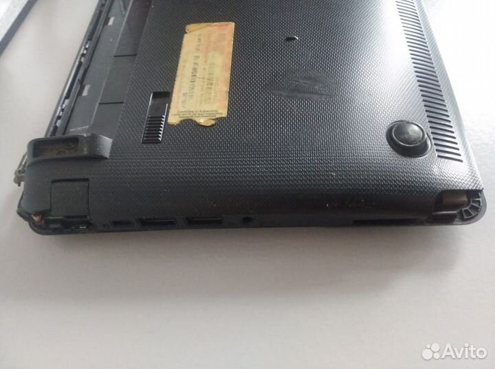 Asus 1011CX-BLK057S