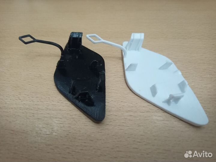 Заглушка буксировочного крюка перед Mercedes W212