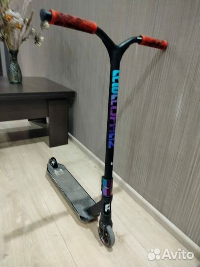 Трюковой самокат