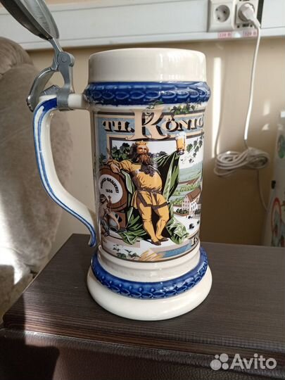 Немецкая пивная кружка с крышкой