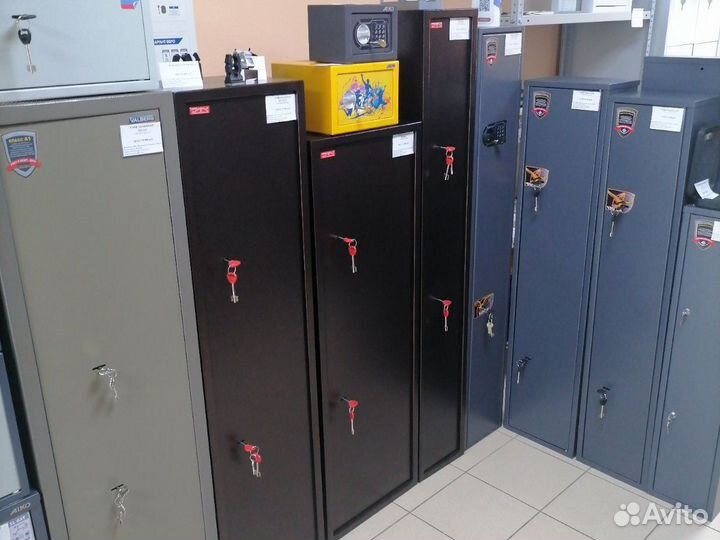 Оружейный сейф Чирок 1318т