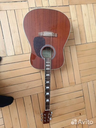 Акустическая гитара мартинез