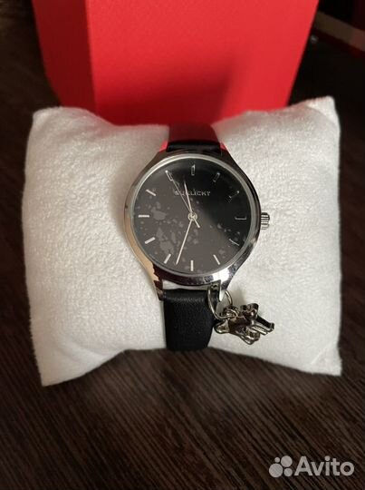 Часы кварцевые