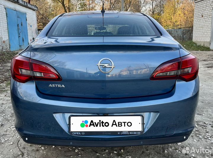 Opel Astra 1.6 AT, 2013, 74 200 км