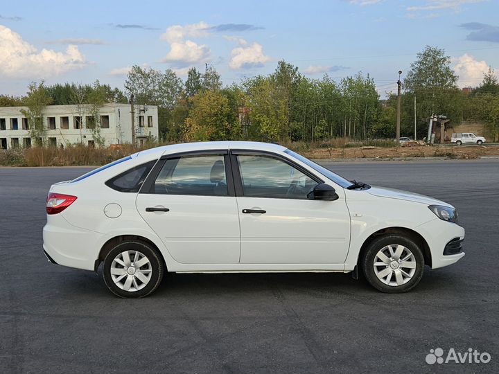 LADA Granta 1.6 МТ, 2019, 123 000 км