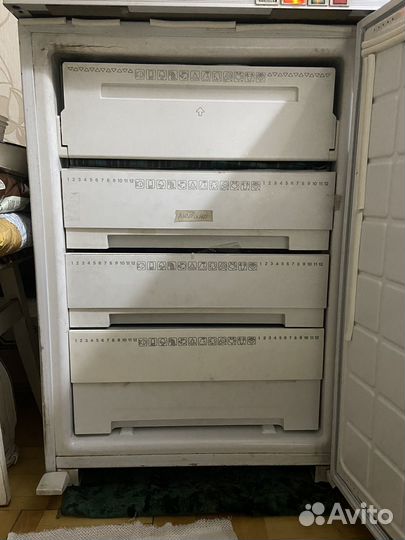 Морозильная камера бирюса 14