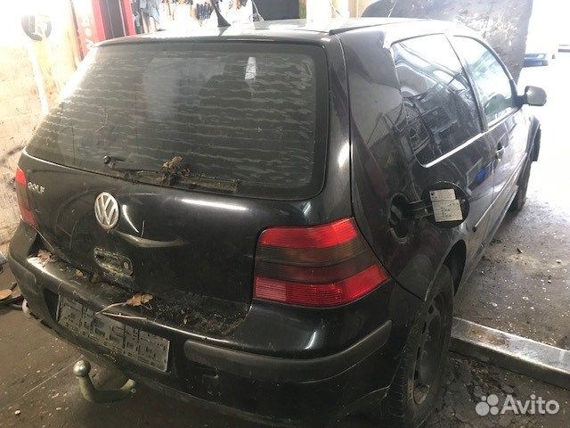 Разбор на запчасти Volkswagen Golf 4 1997-2005