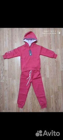 Спортивный костюм новый