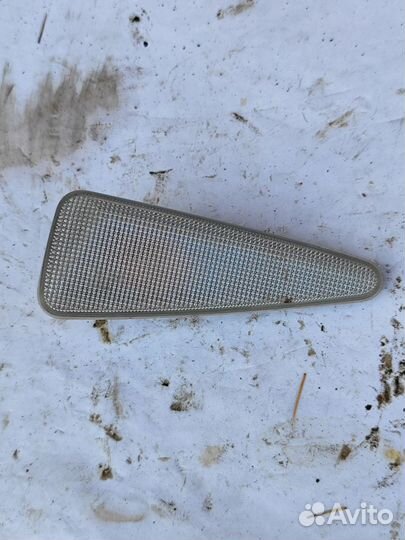 Повторитель поворота Renault Sandero