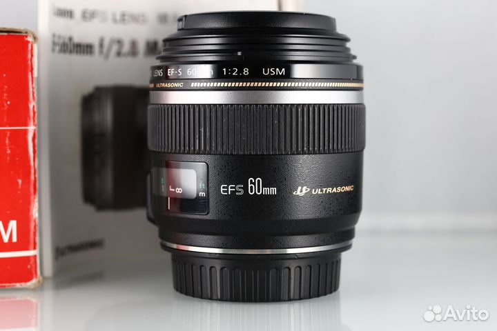 Canon EF-S 60mm f/2.8 Macro USM