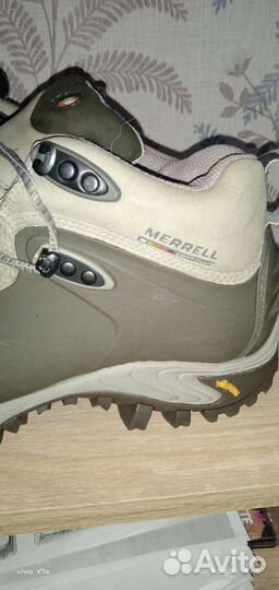 Трекинговые ботинки женские 39р