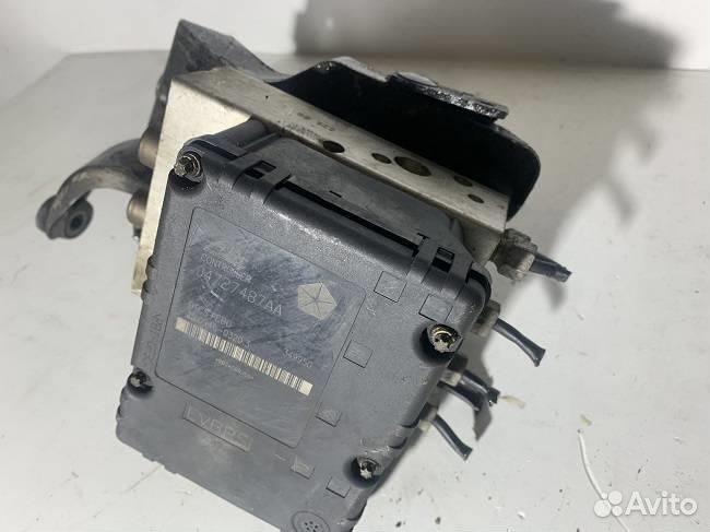 Блок абс chrysler Town Country 2001-2007 3.8