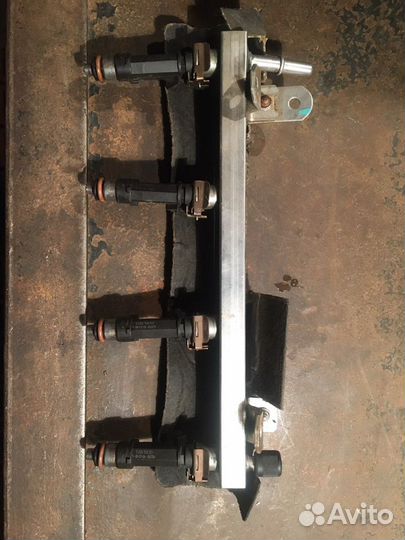 Топливная рампа Opel Corsa D