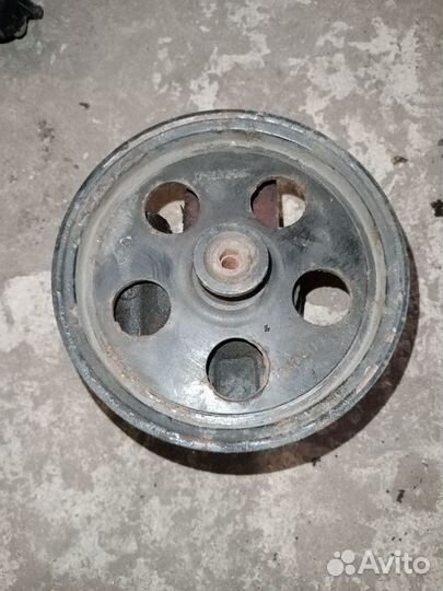 Насос гидроусилителя руля на Форд Мондео 2004 год