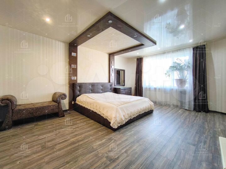 2-к. квартира, 88 м², 9/14 эт.