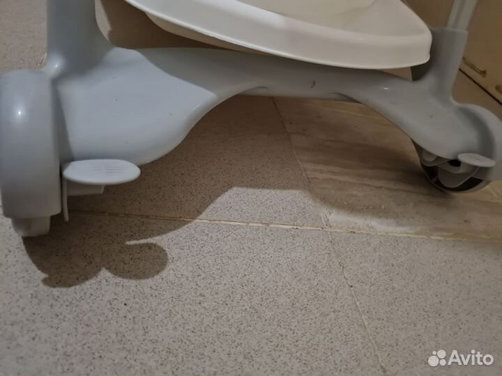 Пеленальный столик с ванночкой cam