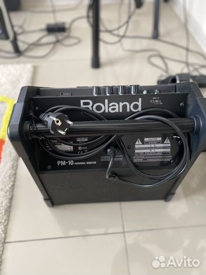 Комбоусилитель для барабанов roland PM-10