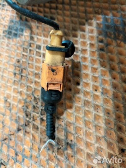 Подушка двигателя левая Audi Q5 I 8R cdnc 2010