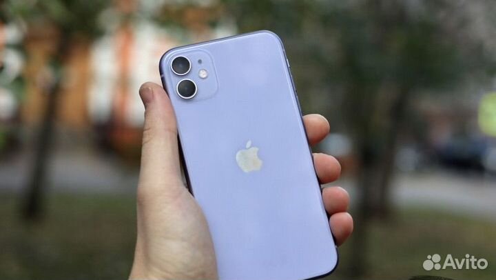 iPhone 11, 64 ГБ