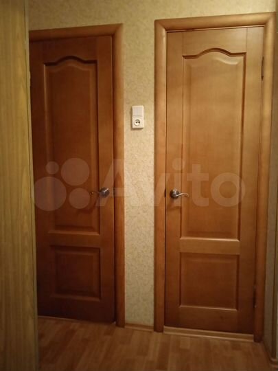 4-к. квартира, 77 м², 1/3 эт.