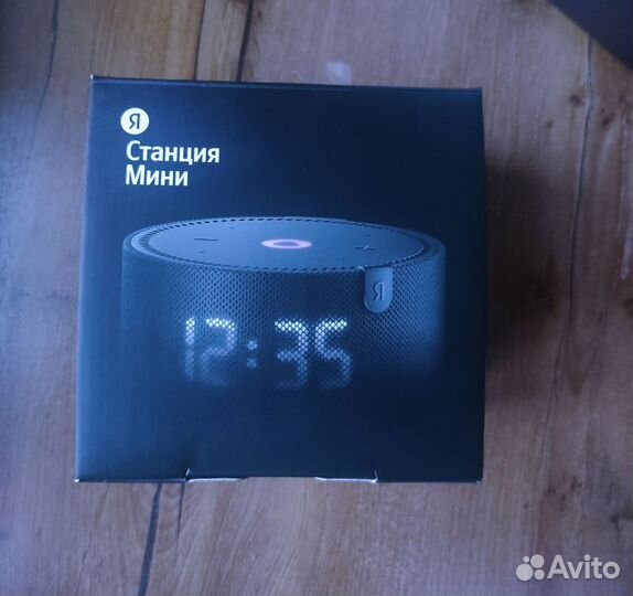 Яндекс станция мини с часами
