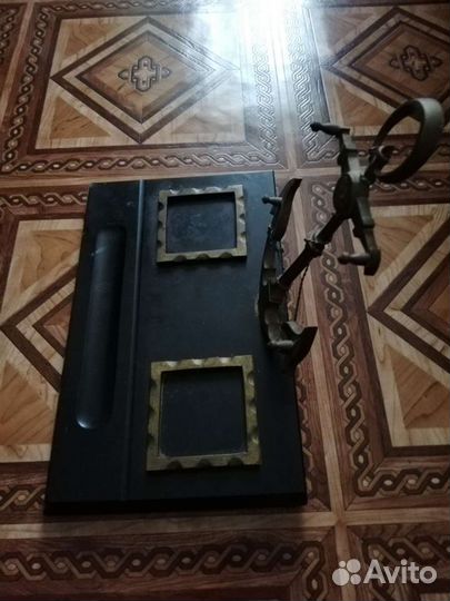 Мраморная подставка