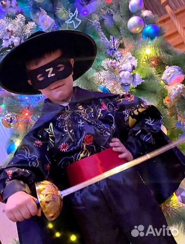 Новогодний костюм Зорро