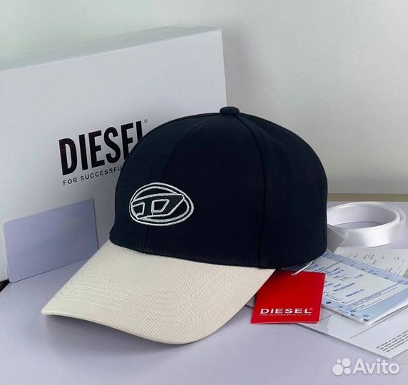 Женская кепка Diesel