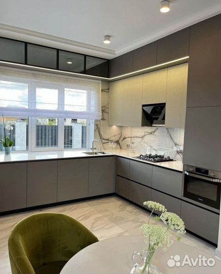 Кухонный гарнитур на заказ. Своё производство