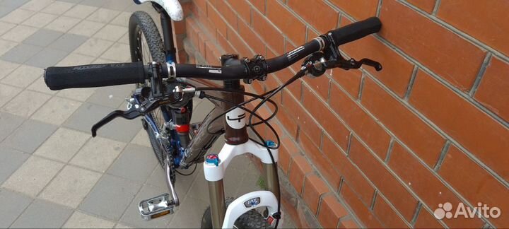 В идеале двухподвес Lapierre на топе