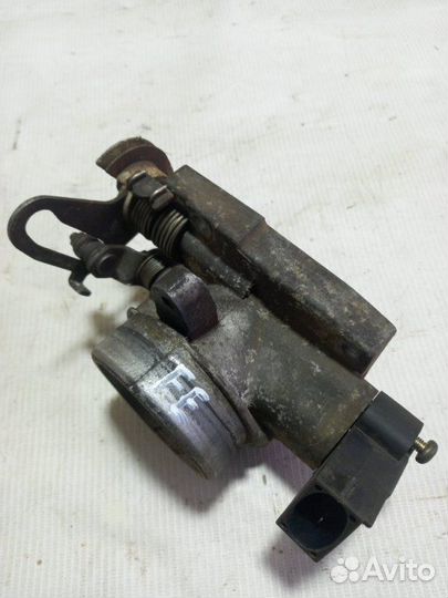 Дроссельная заслонка Форд Эскорд универсал 1 1996