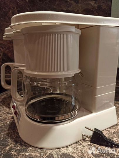 Кофе и чаеварка