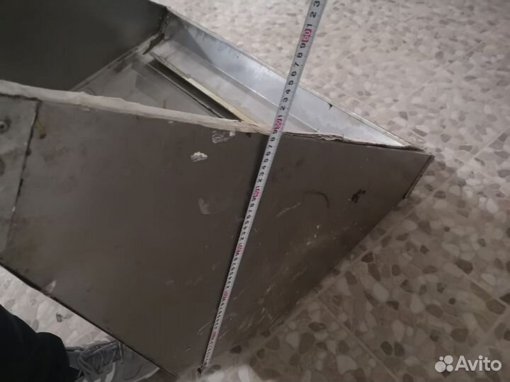 Вытяжной зонт оцинкованный. Островной