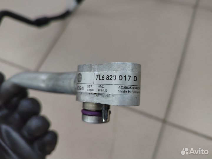 Трубка кондиционера VW Touareg GP 7L6820017D