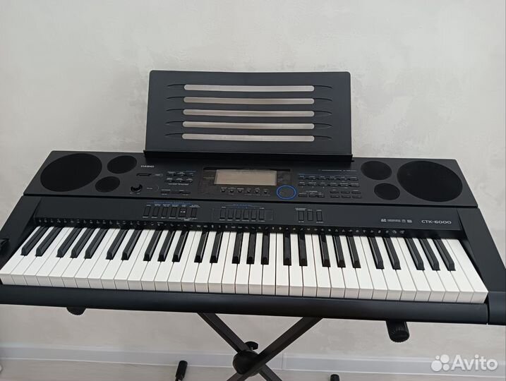 Синтезатор casio