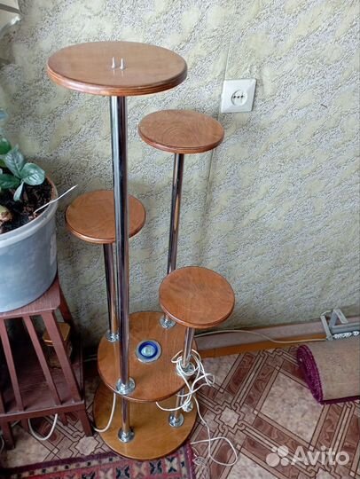 Подставка под цветы