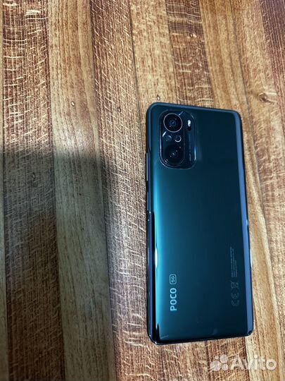 Смартфон poco F3