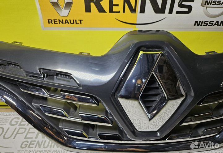 Решетка радиатора в сборе передняя Renault Kaptur