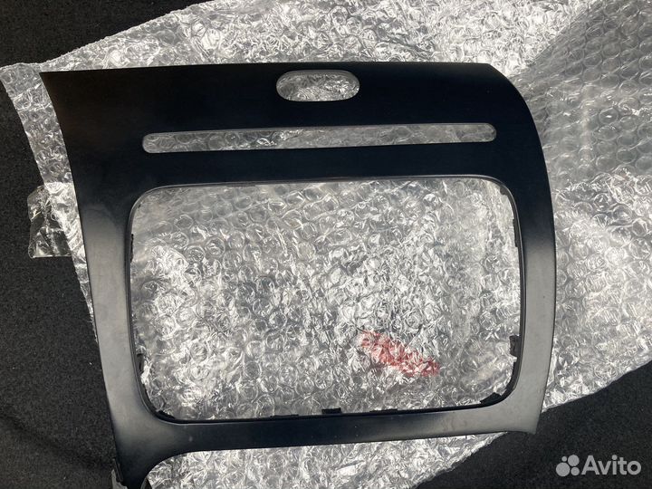 Автомагнитола бу на kia cerato 3