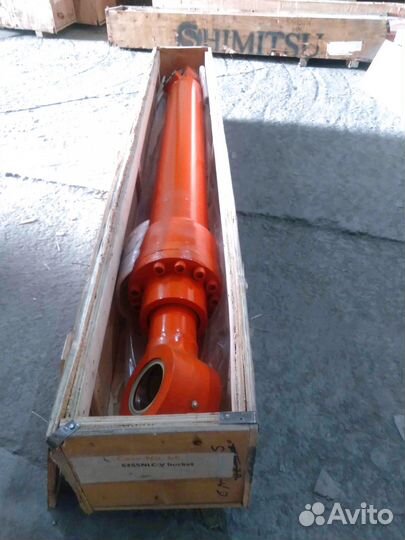 Гидроцилиндр ковша 2440-9241E